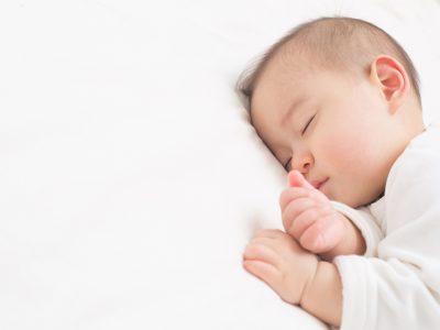 赤ちゃんを寝かしつけるネントレ（ねんねトレーニング）の効果と方法