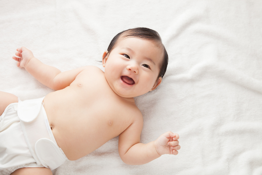 生後5ヶ月の赤ちゃんの特徴や体重 身長の目安は 離乳食や夜泣き対策についても解説 Aqレントマガジン