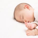 生後2ヶ月の赤ちゃんの特徴と発達の目安