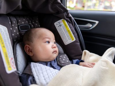 新生児から使う前向き・後ろ向き兼用チャイルドシート